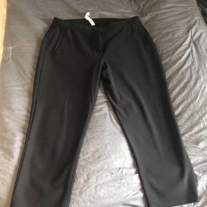 LuLuLemon On the Go pant